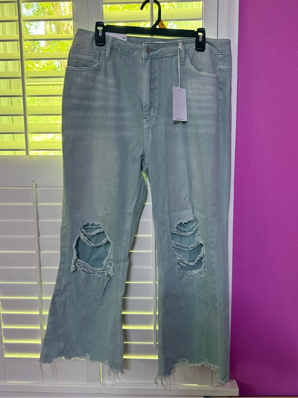 Light Blue Distressed Women's Jeans